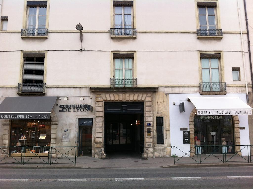 Appartements Place Bellecour Lyon Exterior photo