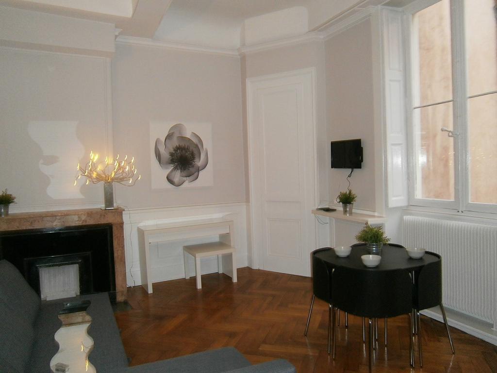 Appartements Place Bellecour Lyon Room photo